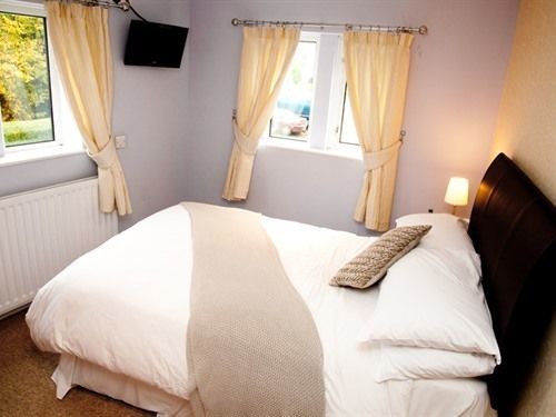 Lord Nelson Inn Chippenham  Buitenkant foto