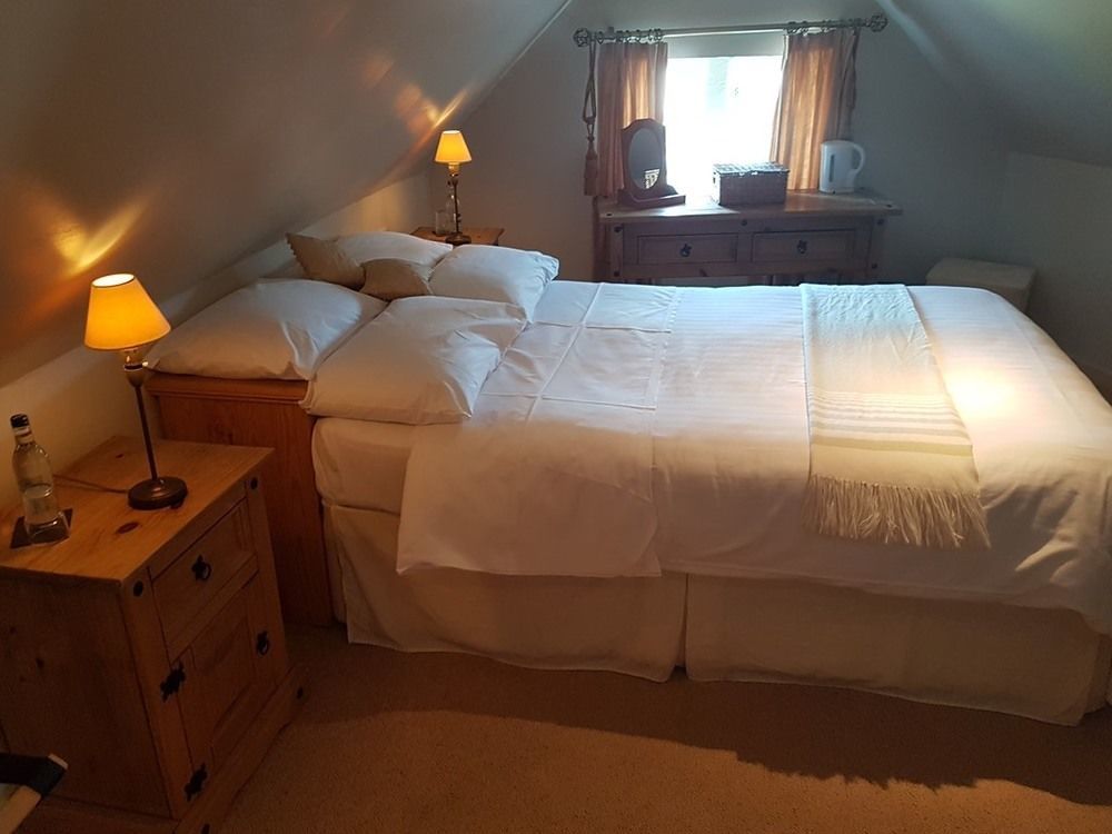 Lord Nelson Inn Chippenham  Buitenkant foto