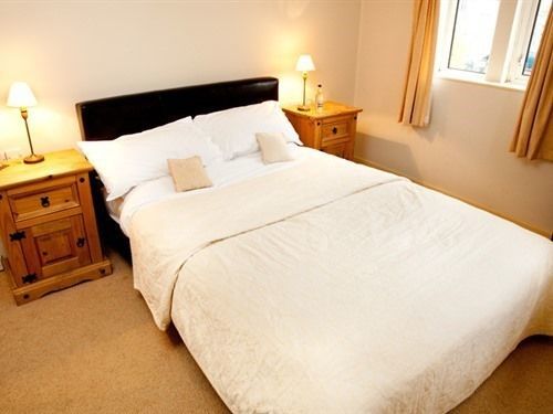 Lord Nelson Inn Chippenham  Buitenkant foto