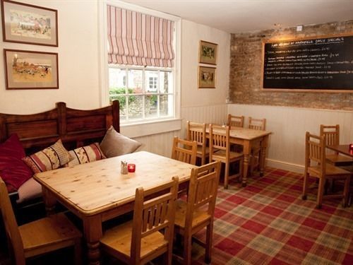 Lord Nelson Inn Chippenham  Buitenkant foto